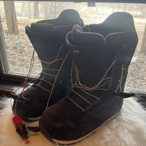 Burton snowboarding boots